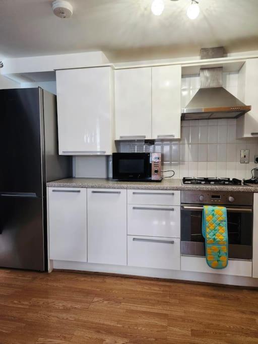 Rgm Hatfield 2 Bedroom Apartment Luaran gambar